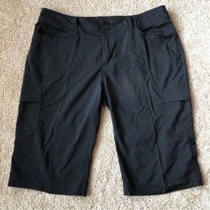 Patagonia Adjustable Black Hiking Shorts Women’s 12